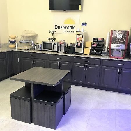 Days Inn By Wyndham Liberty/Ne Kansas City エクステリア 写真