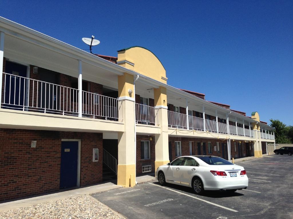 Days Inn By Wyndham Liberty/Ne Kansas City エクステリア 写真
