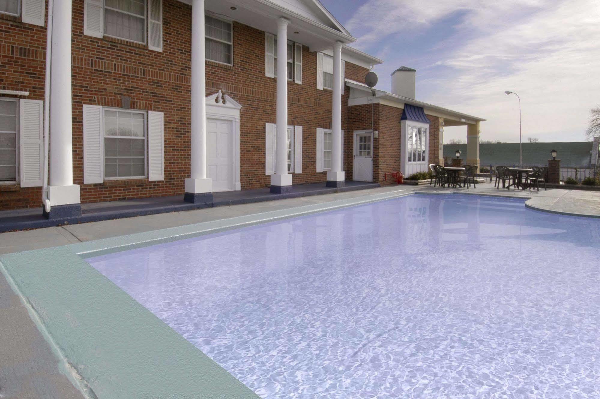 Days Inn By Wyndham Liberty/Ne Kansas City エクステリア 写真